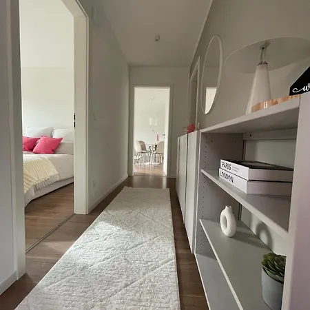 Thesmallcozyplace * باد مونستريفل